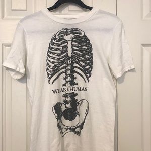 Skeleton Tee